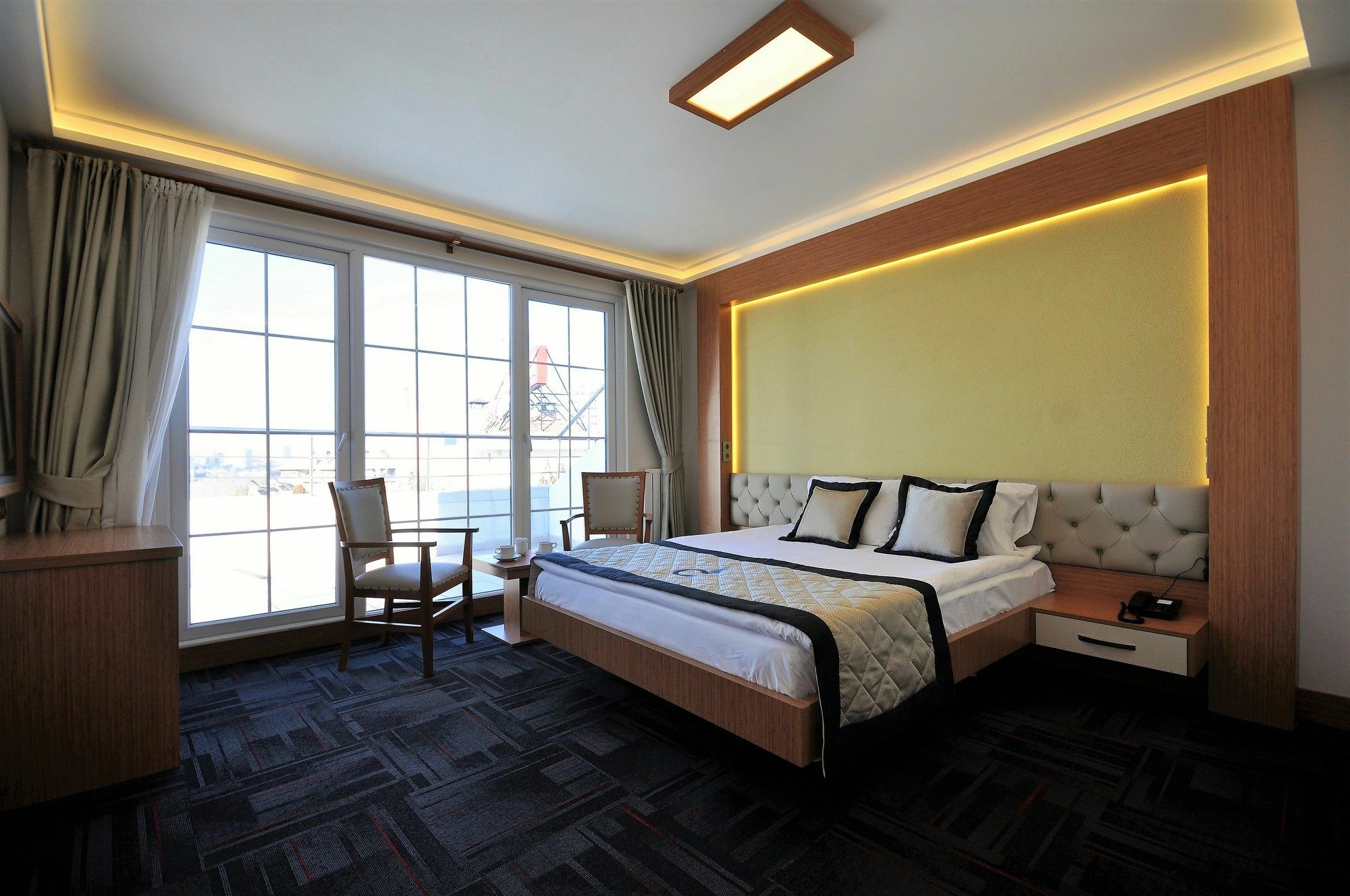 Double Comfort Hotel Ankara Eksteriør bilde